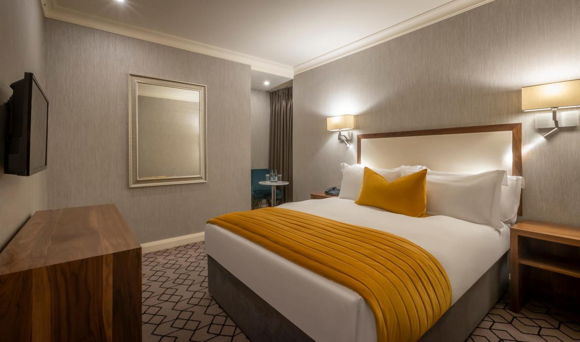 The Victoria 3* Galway